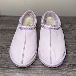 UGG Women's Slippers in Light Purple